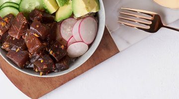 Things Girls Do After Graduation: Poke Bowls